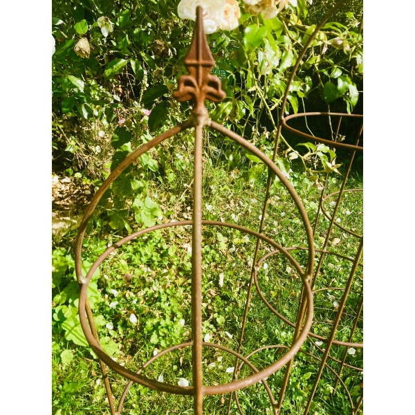 Podpora obelisk do roślin krzewów kwiatów roślin ogród podpórki średnica 35cm wysokość 140 cm solidna